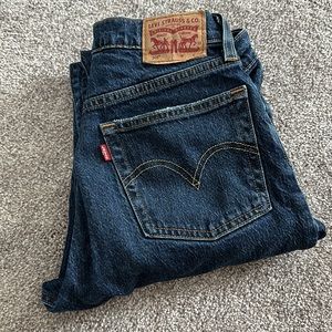 Levi Womens denim jeans